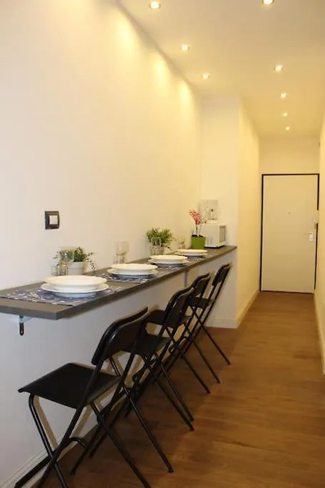 Art Apartment Stazione B Florenz 0*,  Italien