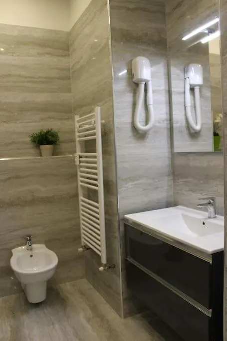 Art Apartment Stazione B Florenz
