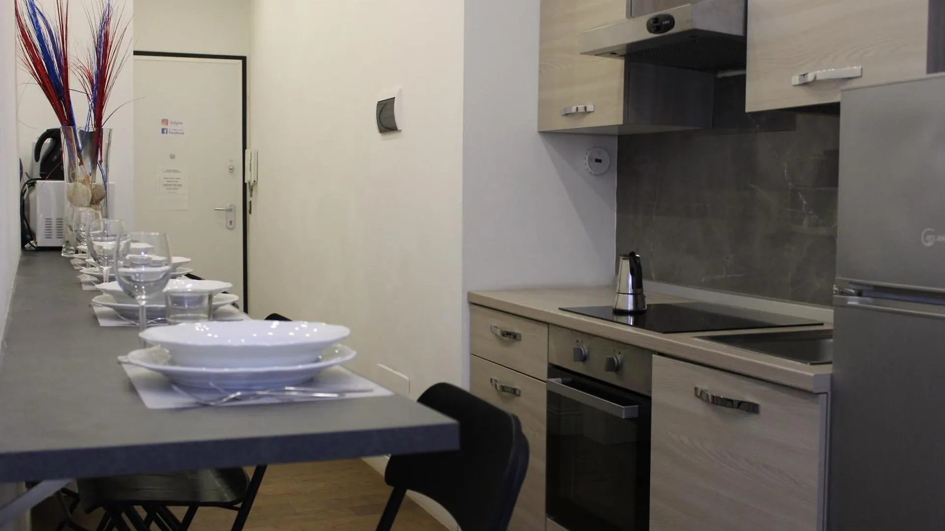 Art Apartment Stazione B Florenz